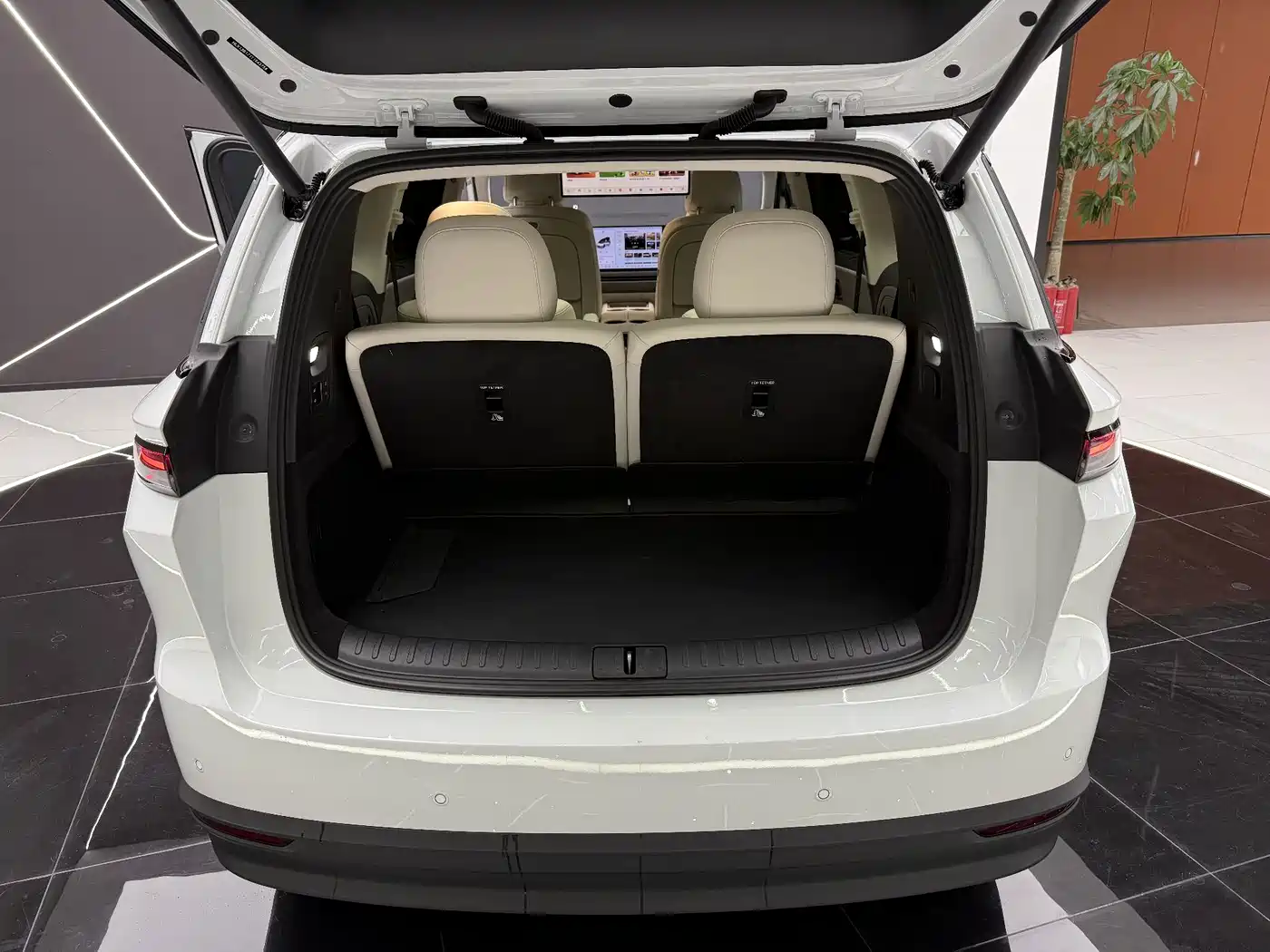 Li Auto Li i8 2026 2025 Standard Edition