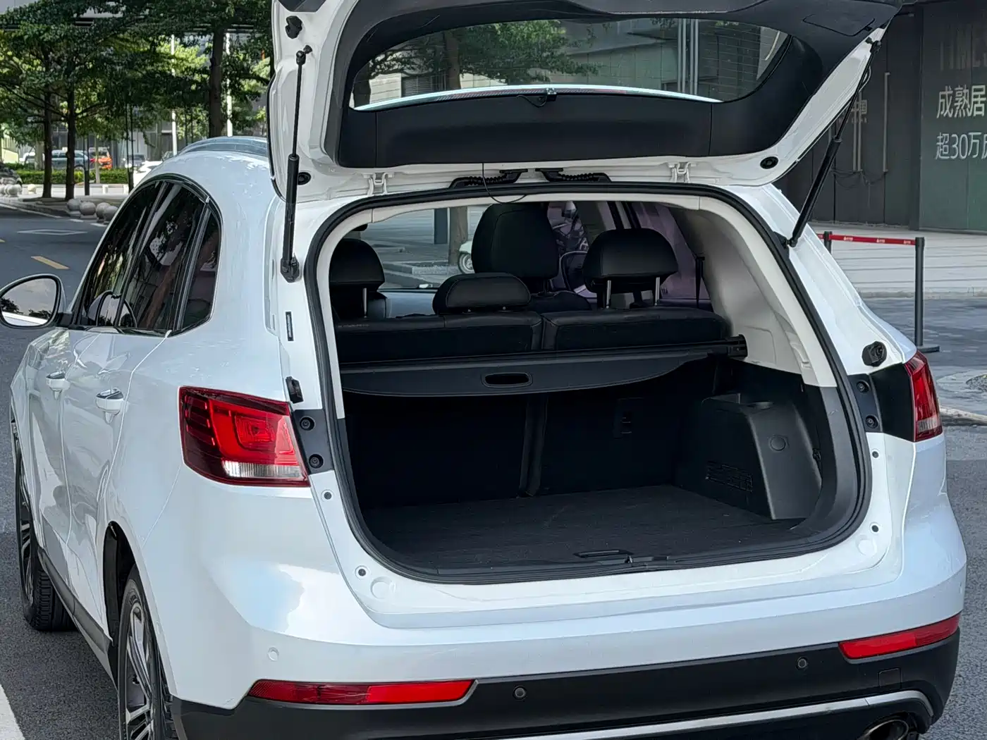 Borgward BX7 2016 2016 28T 2WD Luxury Edition 5-seater