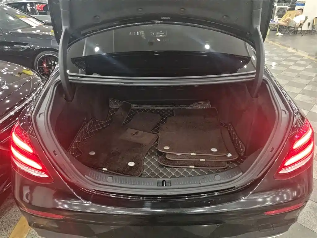 Mercedes-Benz E-Class 2020 Facelift E 300 L Sport Fashion фото 19