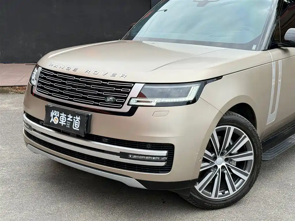 Land Rover Range Rover 2025 3.0 L6 400PS Genesis Extended Wheelbase фото 28