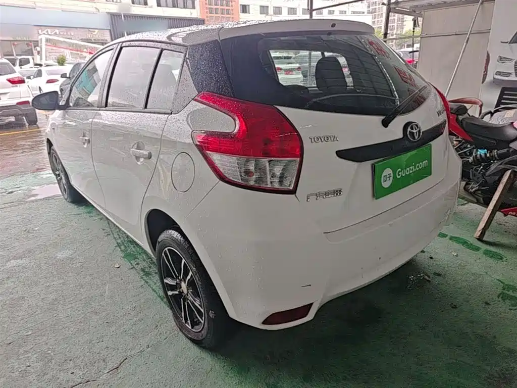 Toyota YARiS L Zhi Xuan 2014 1.3E Automatic Charming Edition фото 5