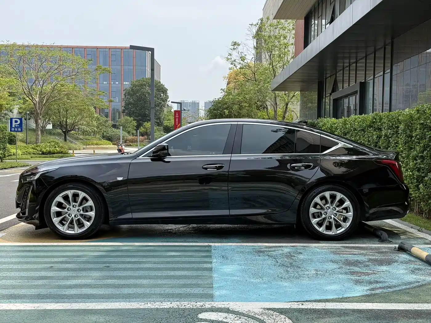 Cadillac CT5 2022 28T Luxury (Standard) фото 5