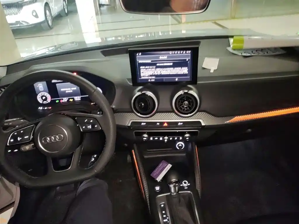 Audi Q2L 2025 35TFSI Progressive Dynamic фото 10