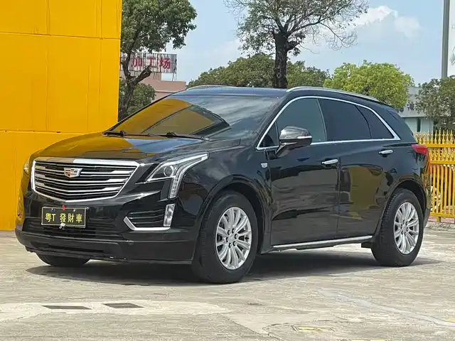 CADILLAC XT5