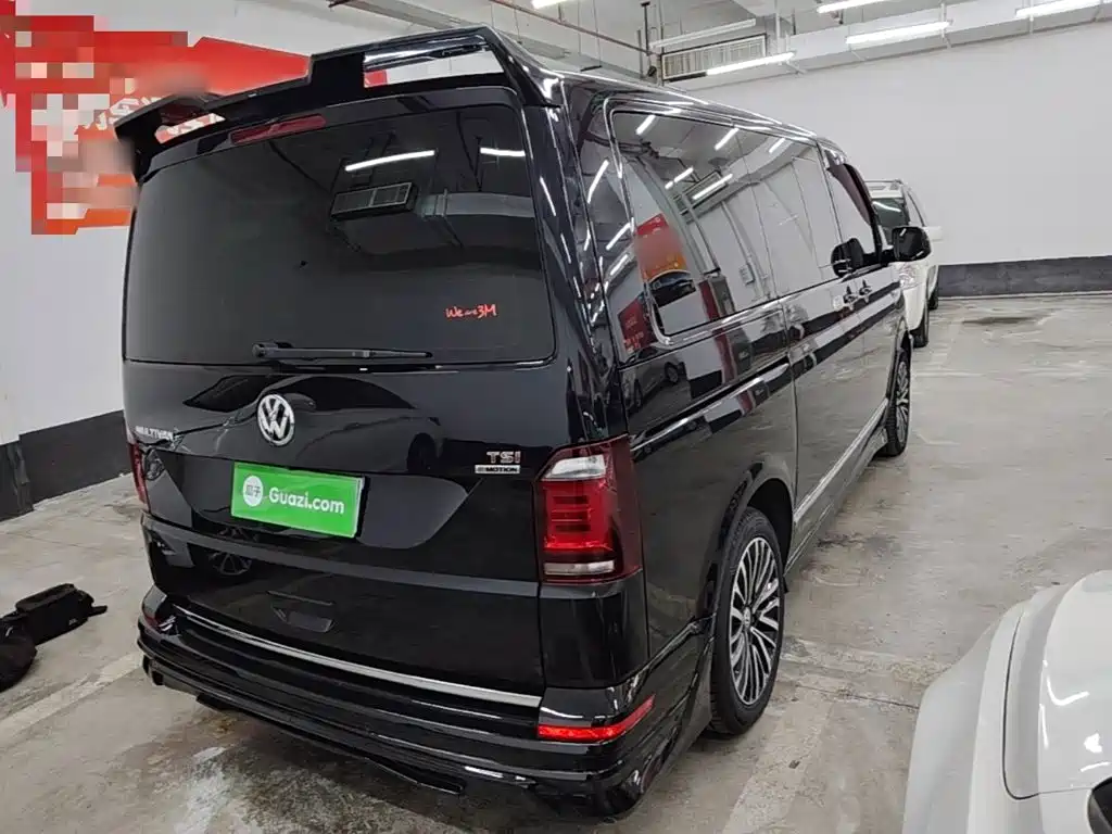 Volkswagen Multivan 2018 2018 2.0TSI 4WD Premium Edition 7-Seater