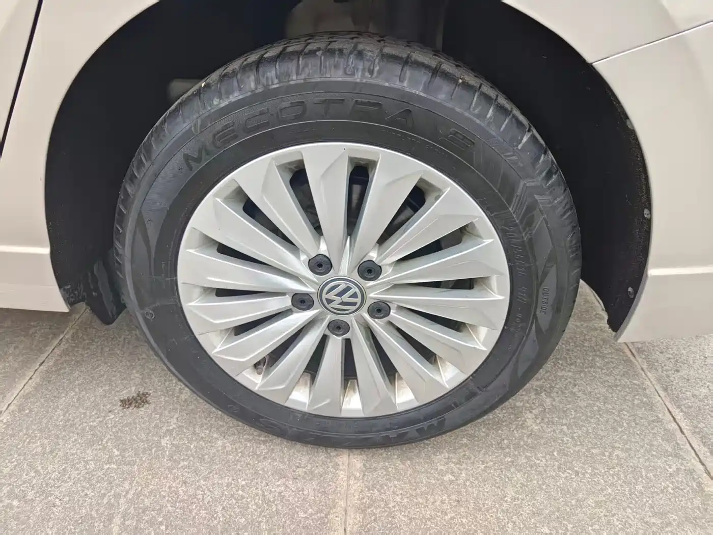 Volkswagen Lavida 2019 1.5L Automatic Comfort Edition China VI фото 15