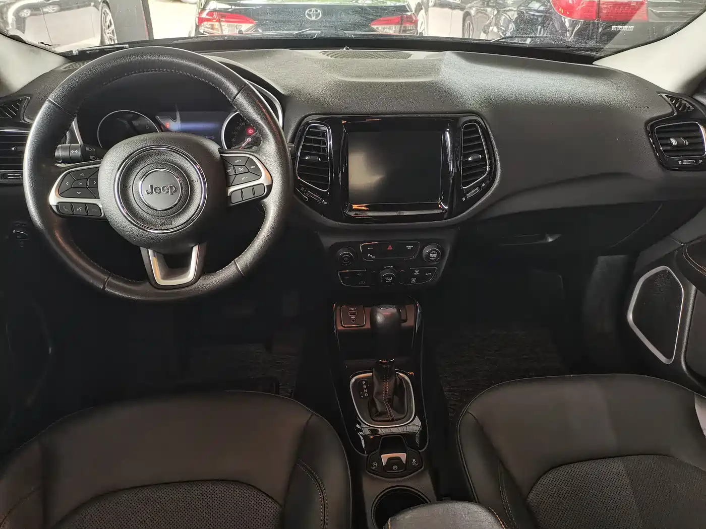 Jeep Compass 2020 2019 220T Automatic Family Edition