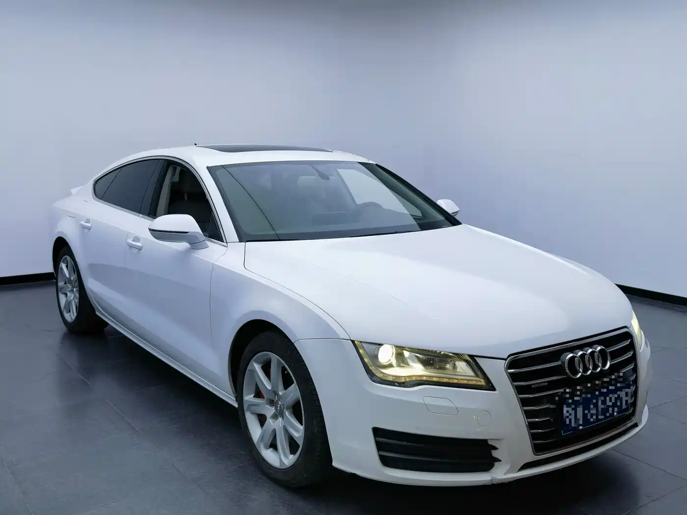 Audi A7 2012 3.0TFSI quattro Luxury Model фото 3