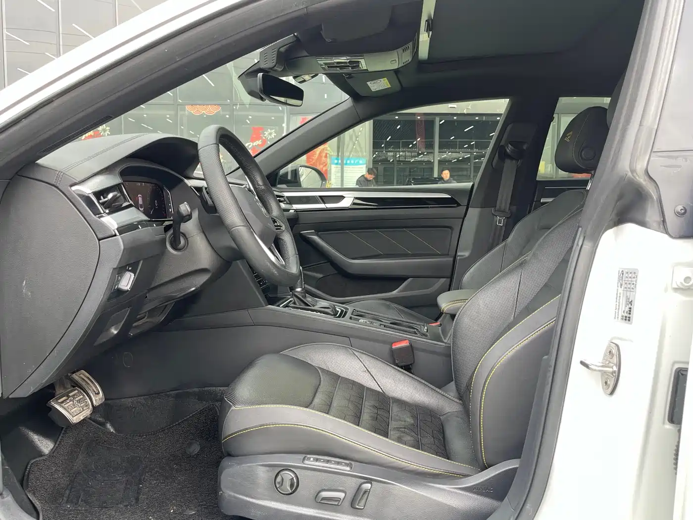 Volkswagen FAW-Volkswagen CC 2021 380TSI Eye-catching Edition фото 4