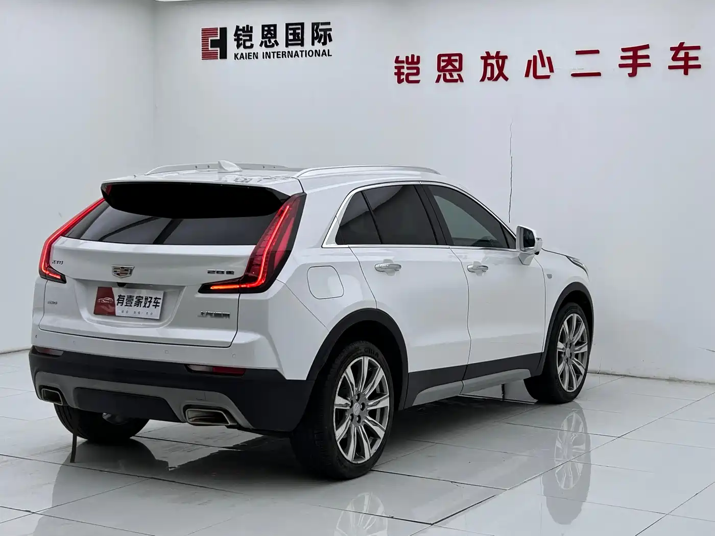 Cadillac XT4 2021 28T AWD Platinum Edition фото 4