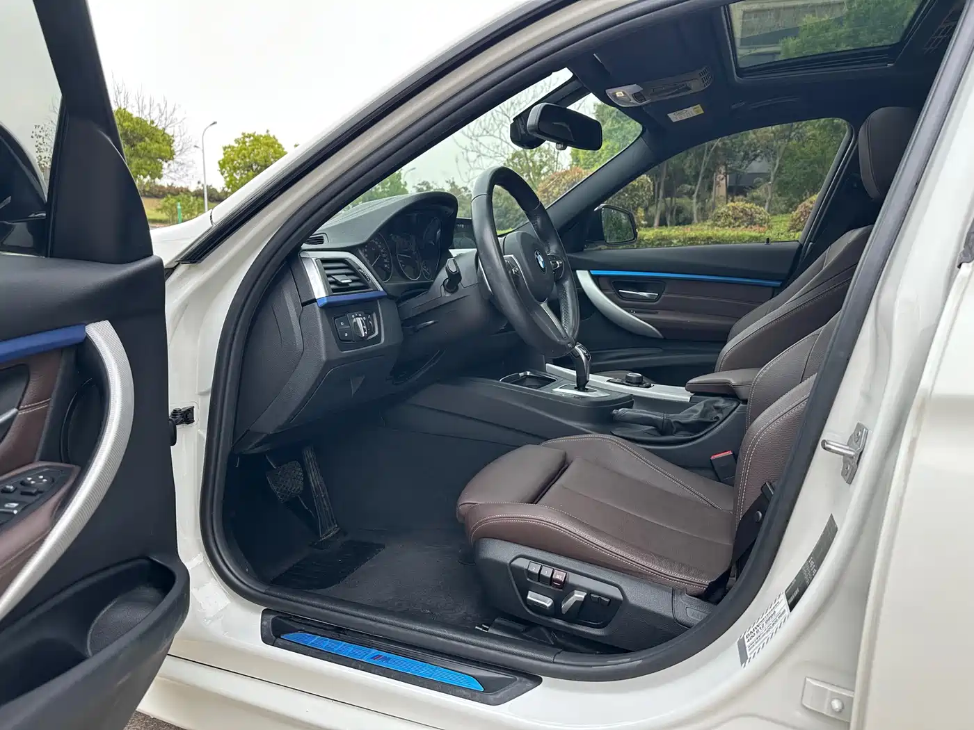 BMW 3 Series 2019 320i M Sport Package фото 6
