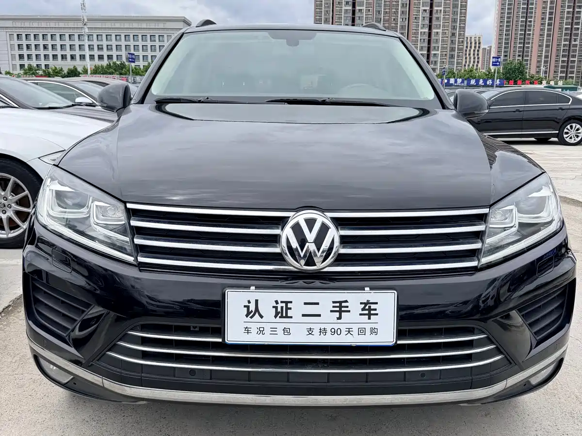 Volkswagen Touareg 2016 3.0TSI Standard фото 2