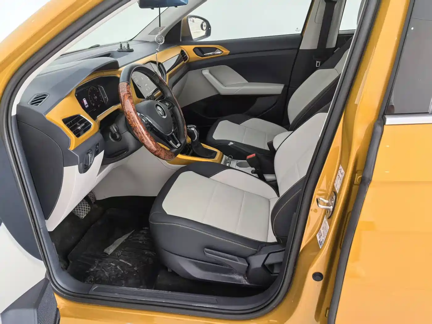 Volkswagen T-Cross 2020 2019 280TSI DSG Luxury Edition