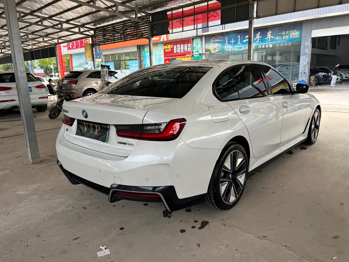BMW i3 2024 eDrive 40 L Night Sport Package фото 15