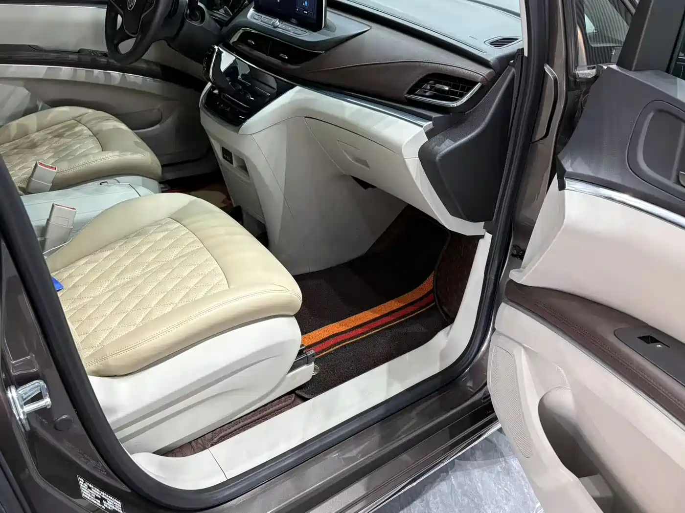 Buick GL8 2023 Model Land Business Class Smart фото 7
