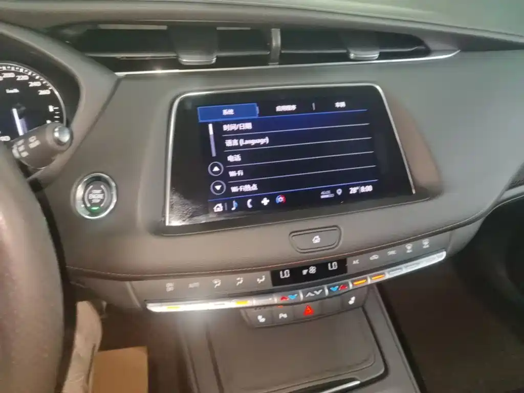 Cadillac XT4 2018 2018 28T 2WD Luxury Sport Type