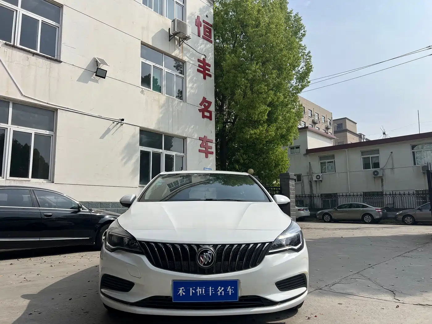 Buick Verano 2016 Hatchback 15S Auto Progressive фото 3