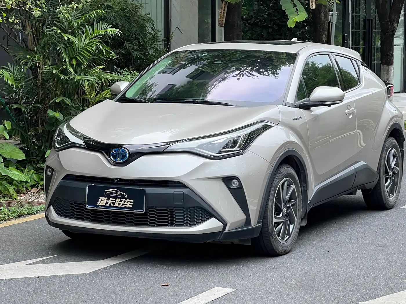Toyota C-HR 2021 Hybrid 2.0L E-CVT Premium Edition