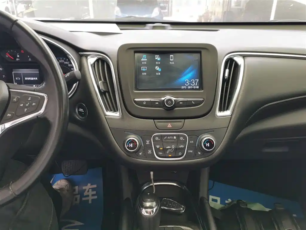 Chevrolet Malibu XL 2017 1.5T Auto Sport Edition фото 9
