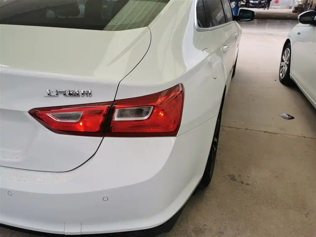 Chevrolet Malibu XL 2017 1.5T Auto Sport Edition фото 24