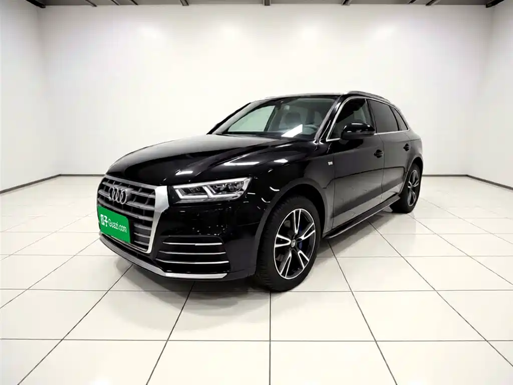 Audi Q5L 2020 Facelift 40 TFSI Honor Fashion