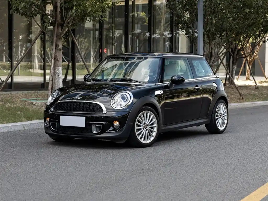 MINI 2012 1.6T GOODWOOD
