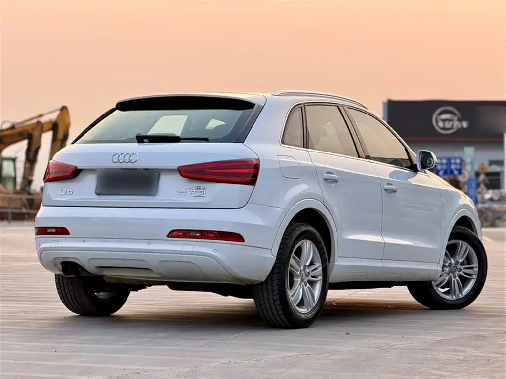 Audi Q3 2013 35 TFSI quattro Technology фото 21