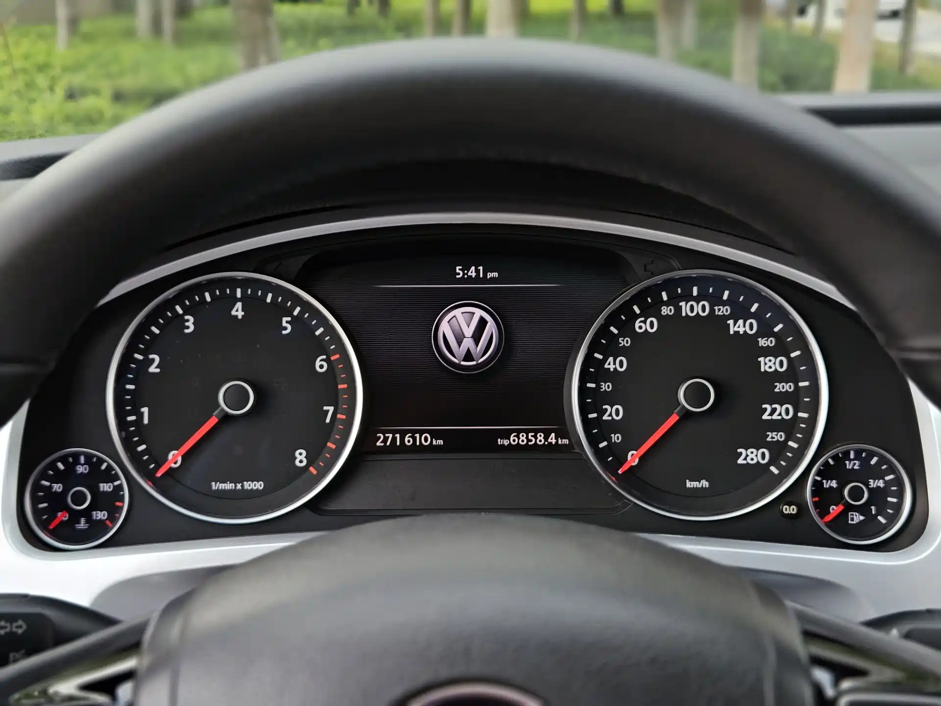 Фото 19 - Volkswagen Touareg