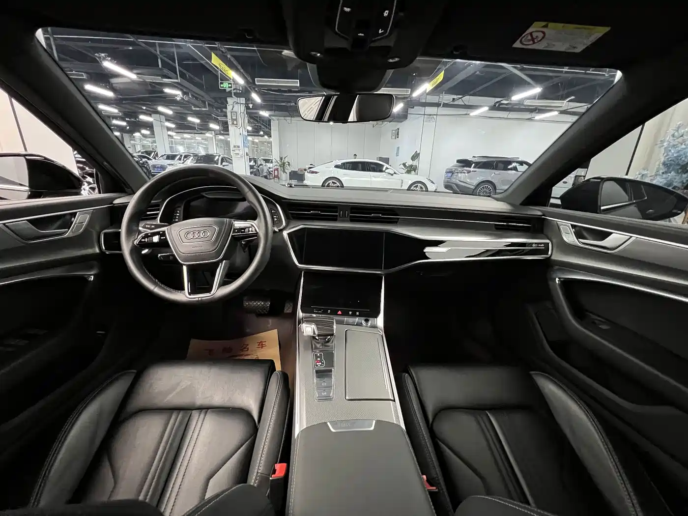 Фото 8 - Audi A6L