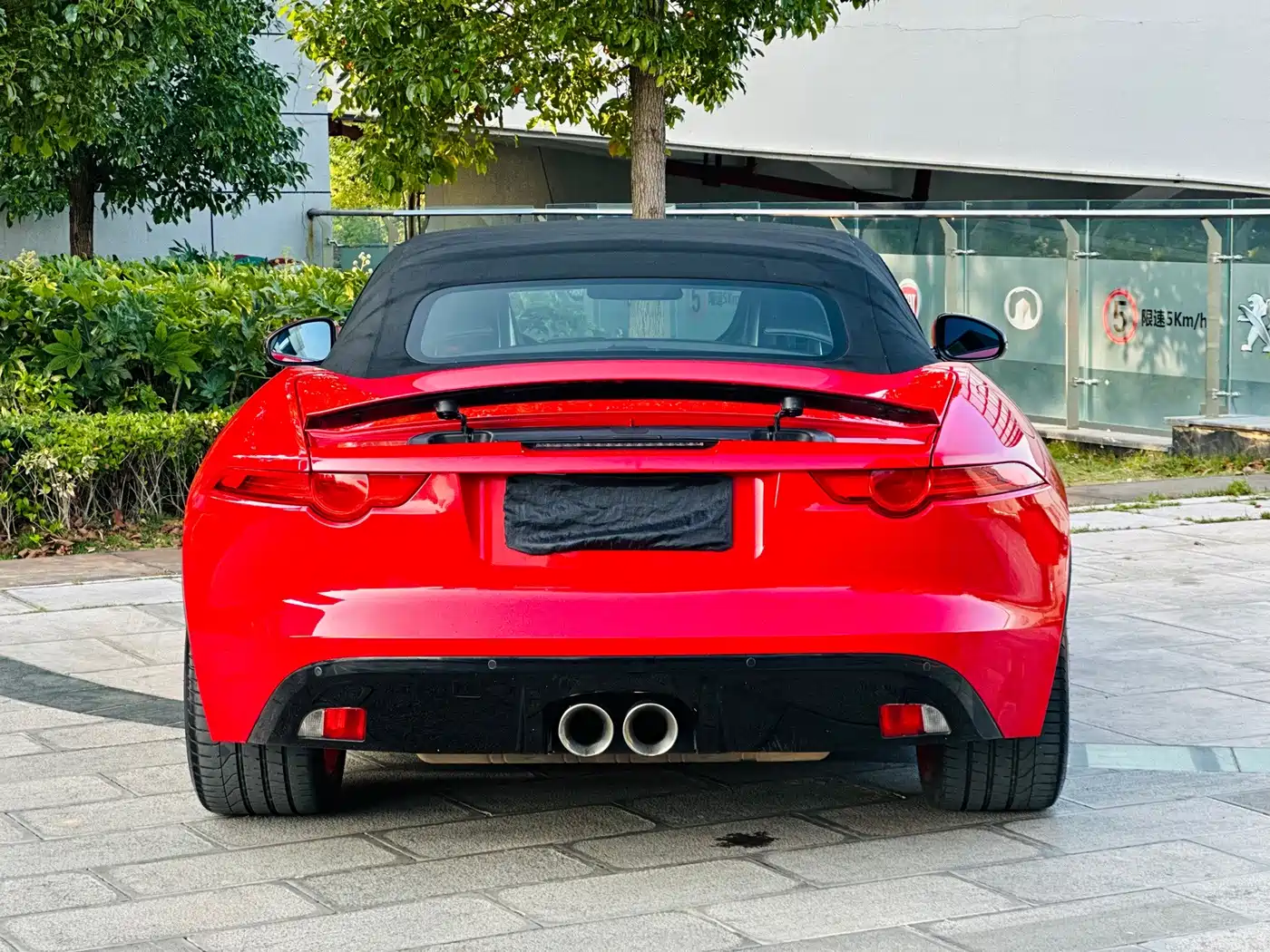 Фото 13 - Jaguar F-TYPE