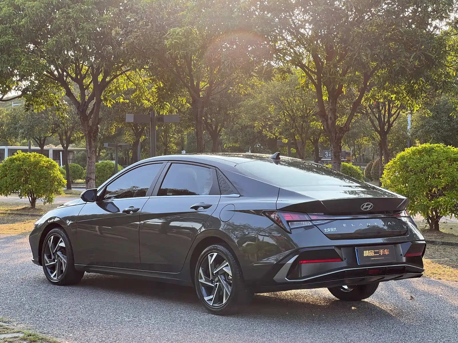 صورة 8 - Hyundai Elantra