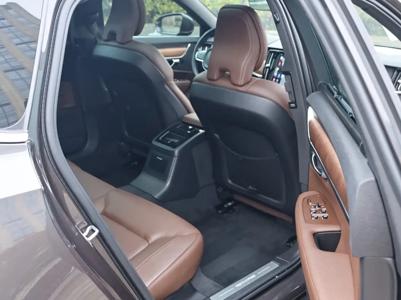 VOLVO S90 PLUG IN HYBRID