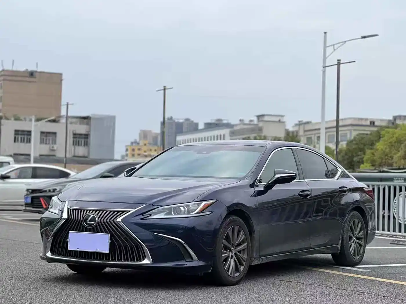 Lexus ES 2020 Model 260 Excellence Edition