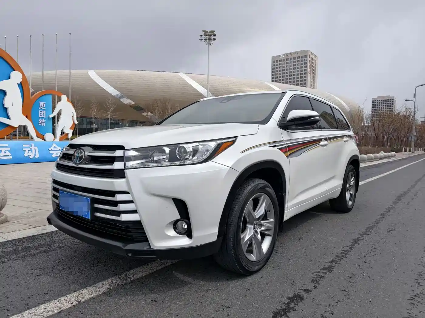 Toyota Highlander 2018 2.0T 4WD Luxury 7-seater (China V)