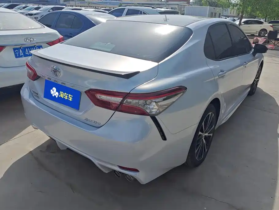 Toyota Camry 2018 2.5S Trend Edition фото 3