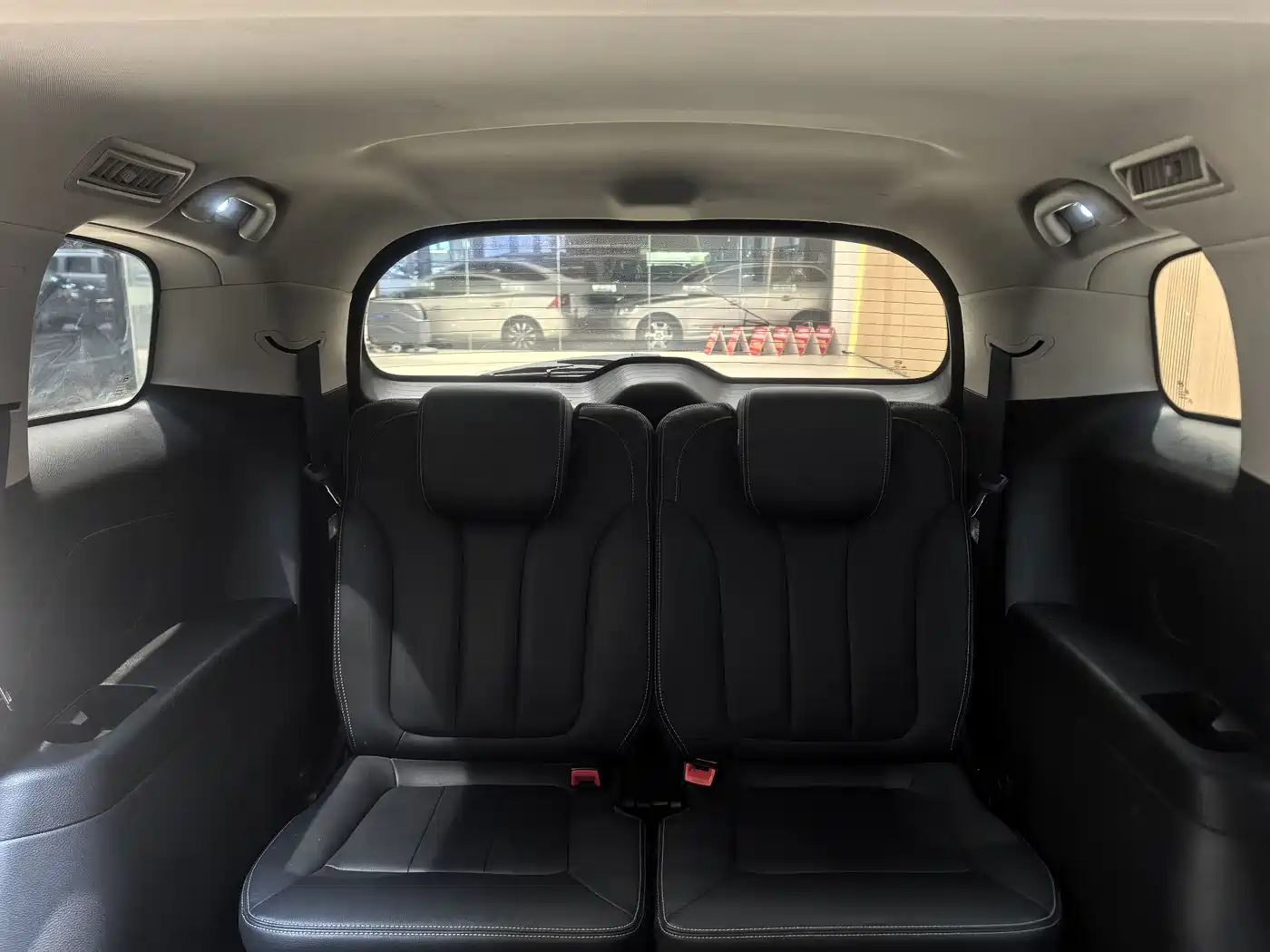 BYD Song MAX New Energy 2019 DM 1.5T Smart Connect Advance 7-seater China VI фото 14