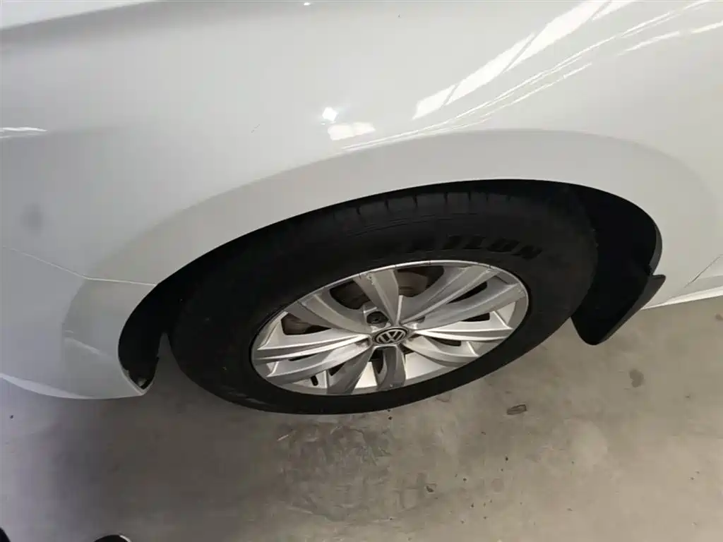 Volkswagen Bora 2016 Model 1.6L Manual Fashion фото 23