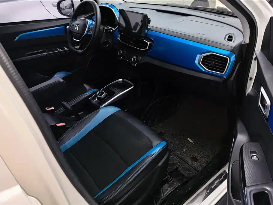 BAIC NEW ENERGY EC3