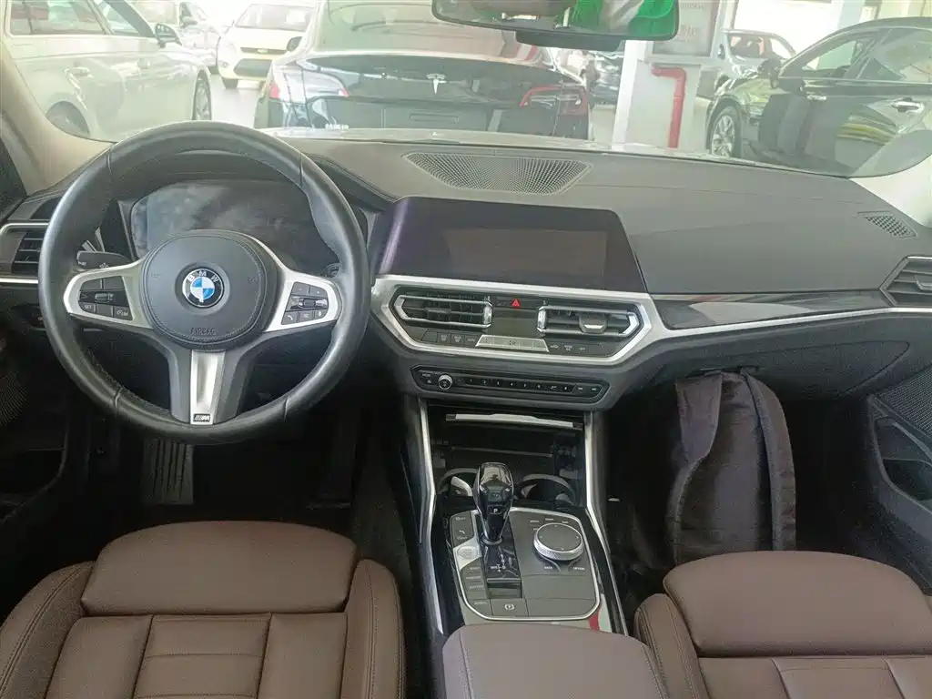 BMW 3 Series 2020 320Li M Sport Package фото 10