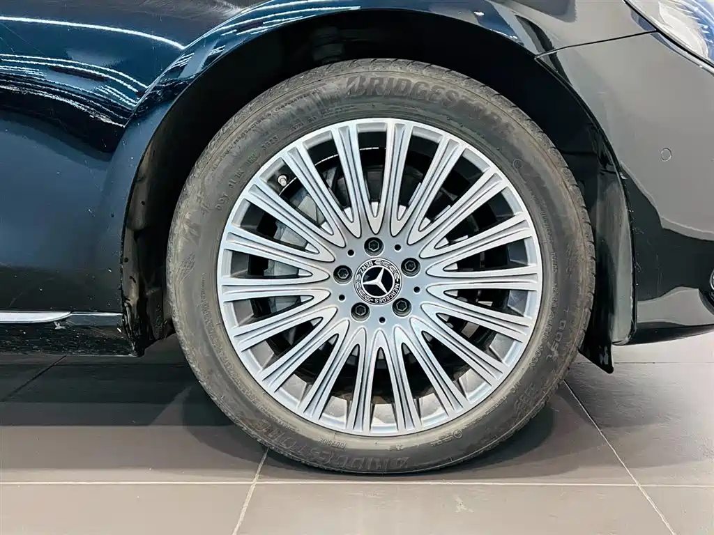 Mercedes-Benz E-Class 2020 E 300 L Fashion фото 15