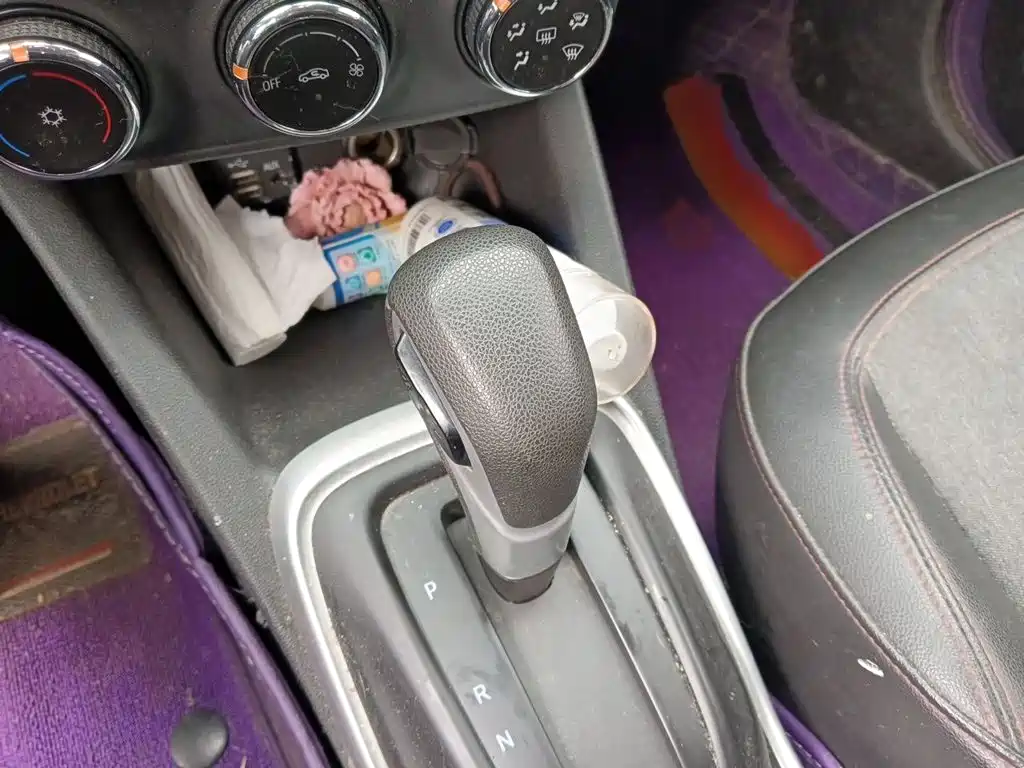 Photo 7 - Chevrolet Trax