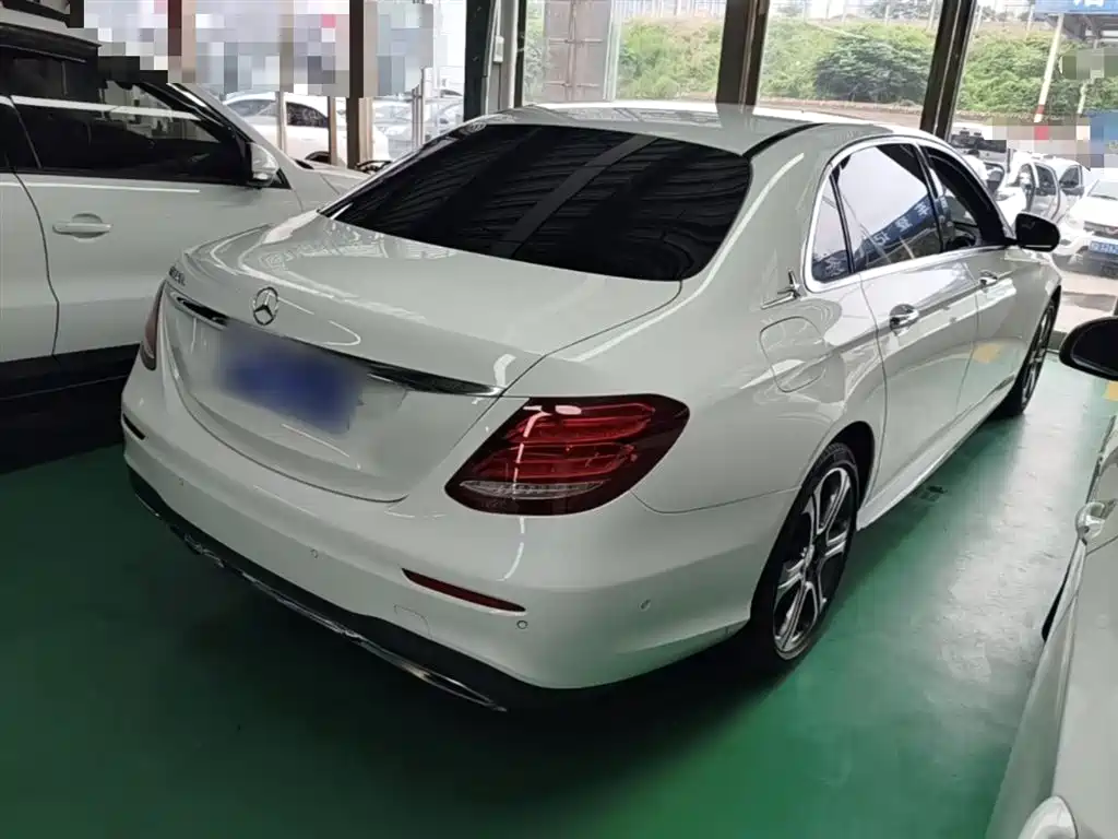 Mercedes-Benz E-Class 2016 E 300 L Sport Fashion Type фото 7