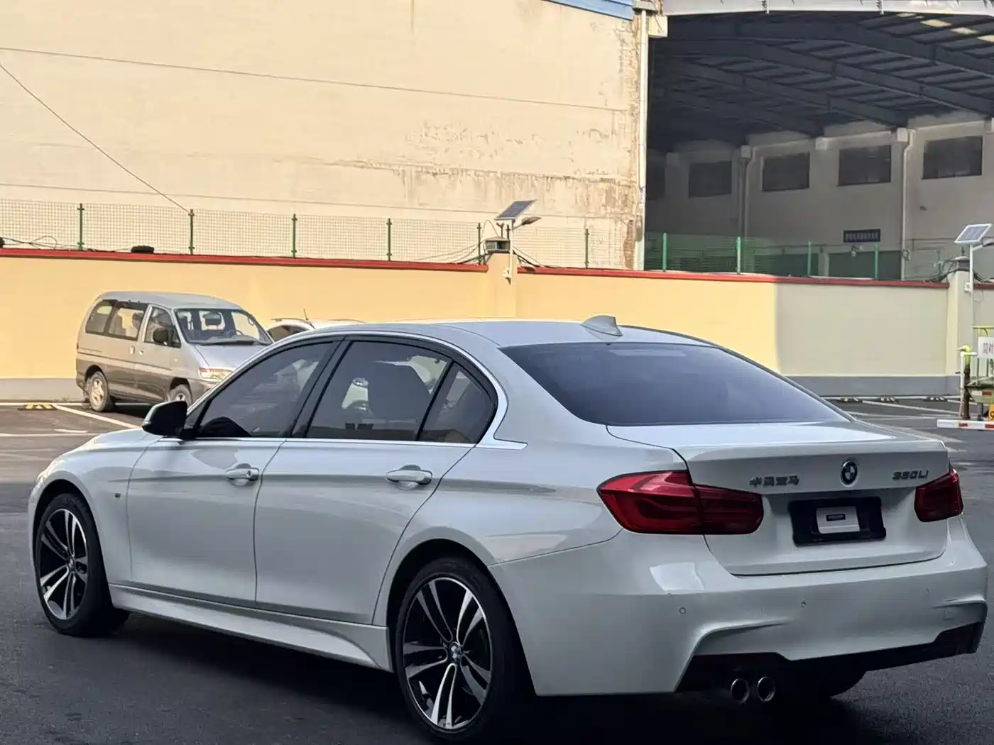 BMW 3 Series 2019 320Li M Sport Package фото 7