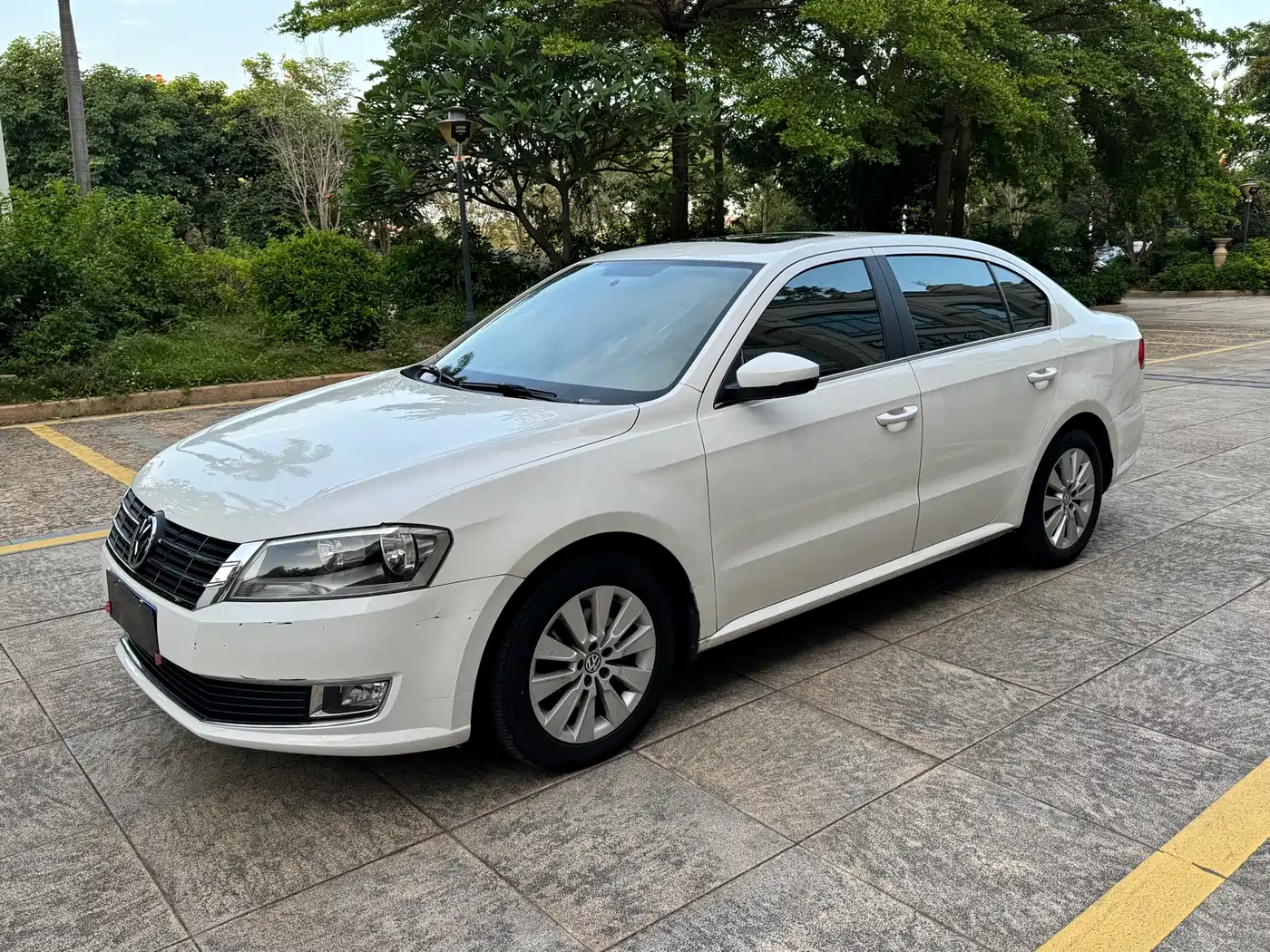 Volkswagen Lavida 2013 Facelift 1.4TSI DSG Comfort