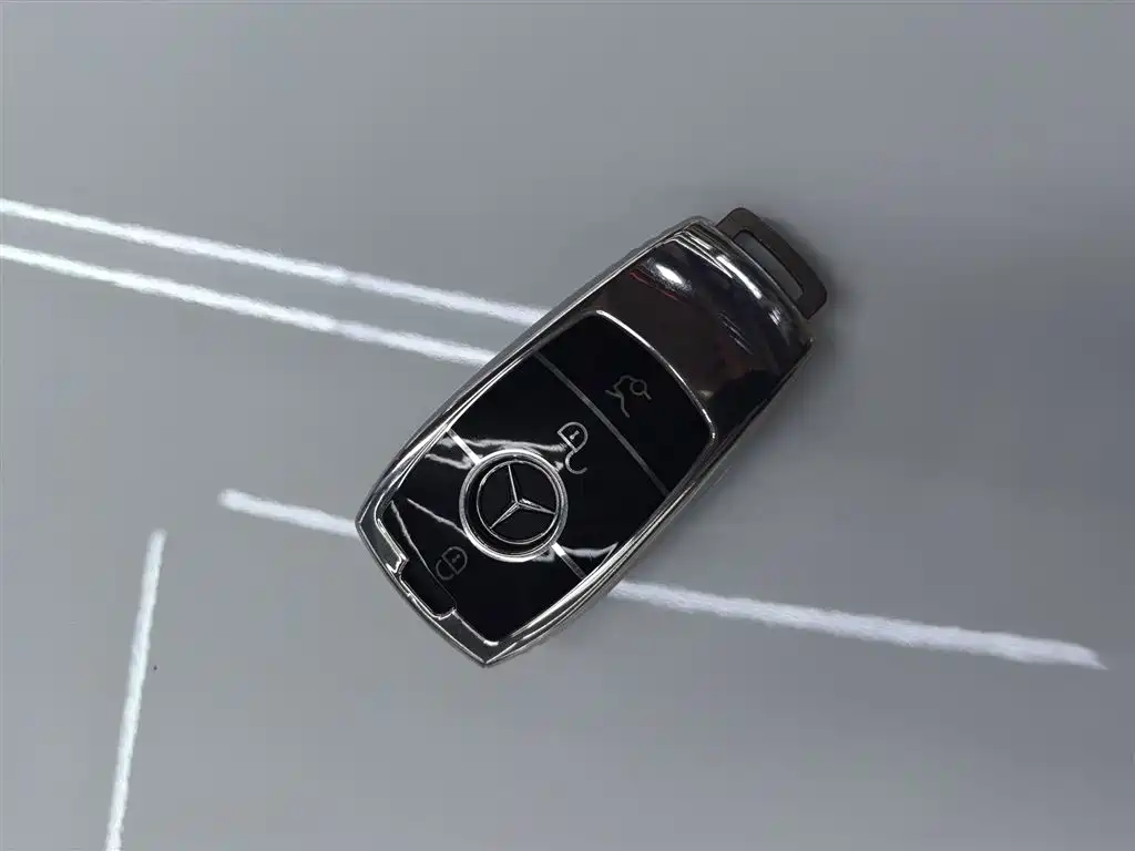 Mercedes-Benz GLC 2022 Facelift II GLC 260 L 4MATIC Luxury фото 9