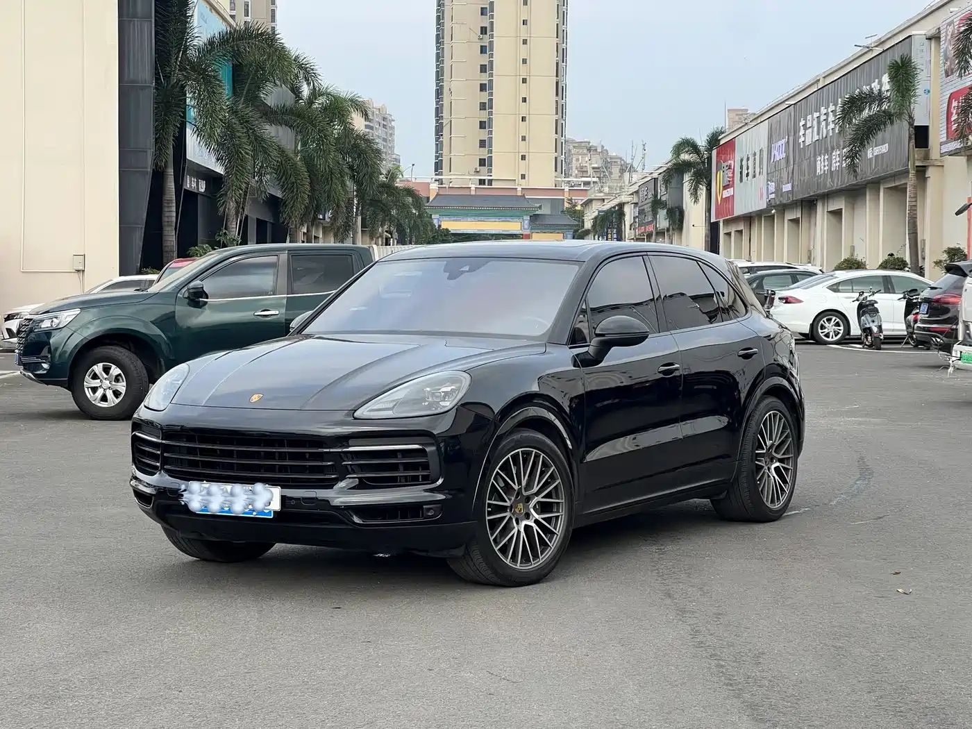 PORSCHE CAYENNE