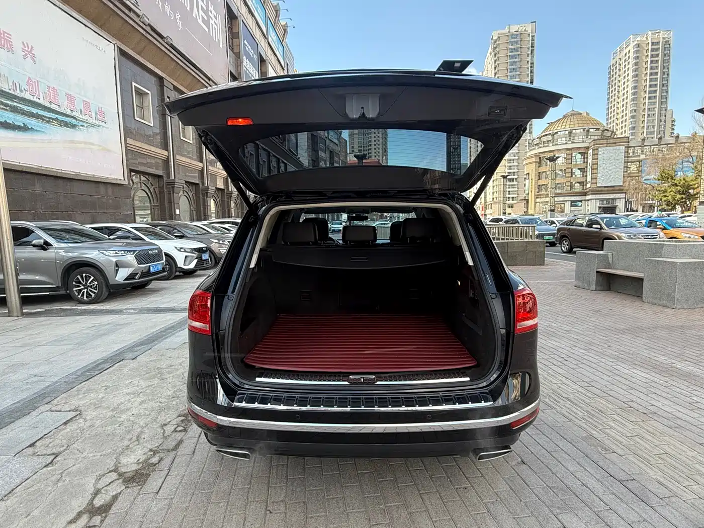 Volkswagen Touareg 2017 3.0TSI Explorer Edition фото 8