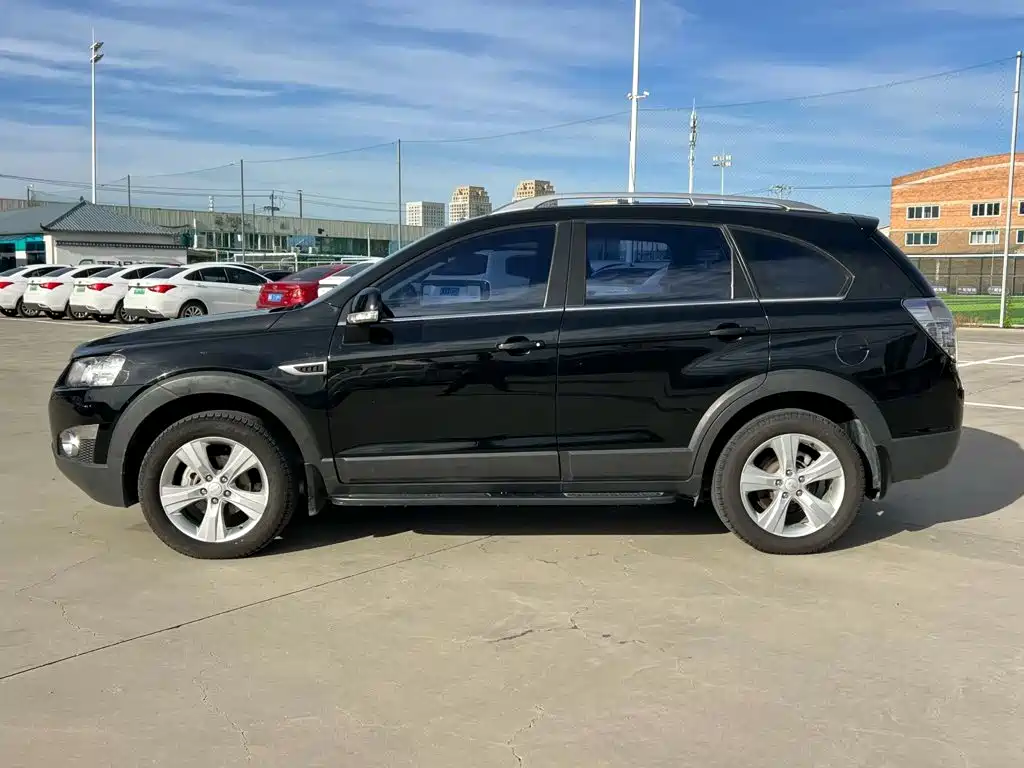 Chevrolet Captiva 2012 2012 2.4L 4WD Flagship Edition 7-Seater