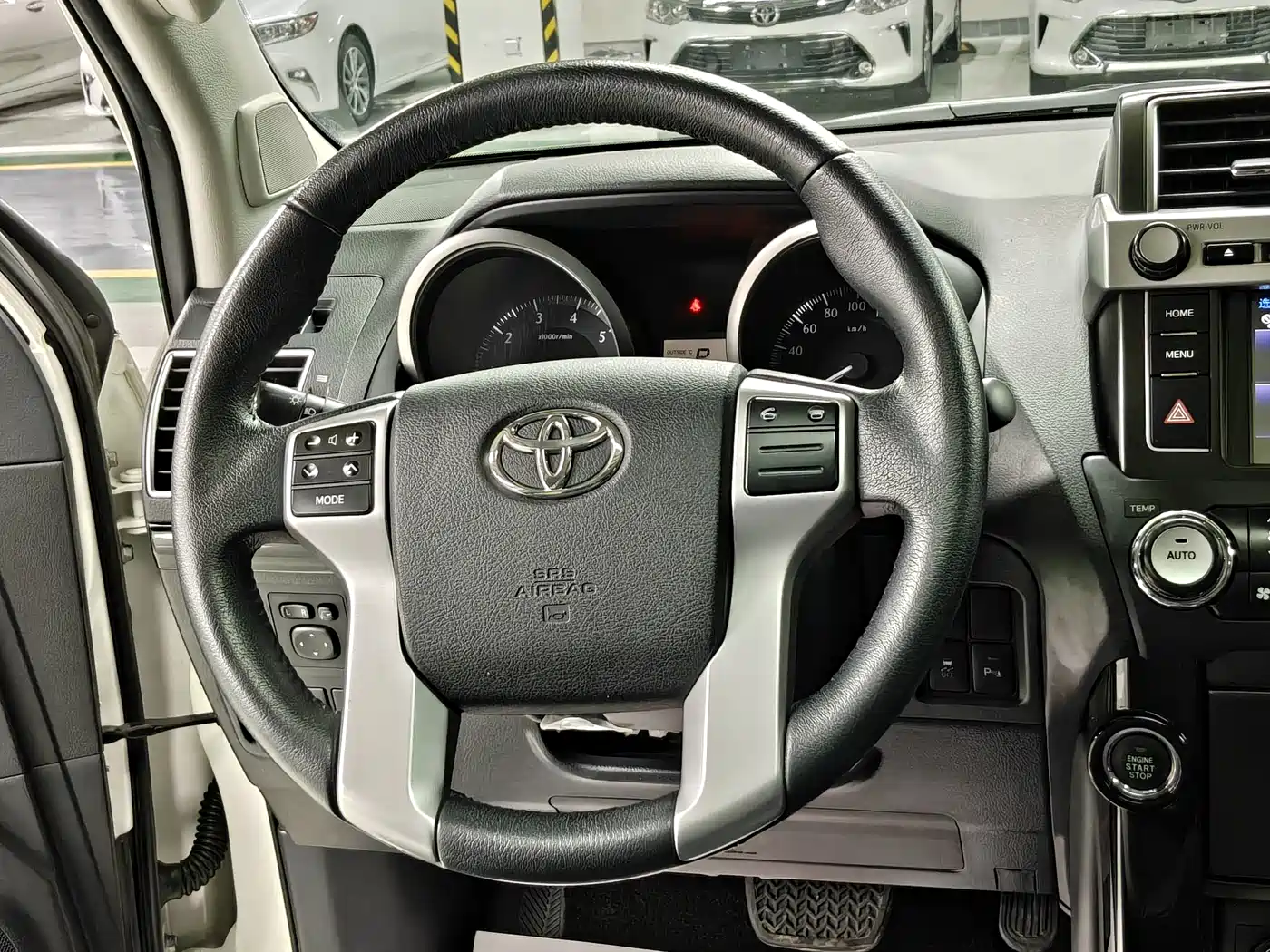 Toyota Prado 2016 2.7L Auto Standard Edition фото 13