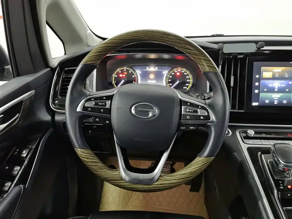GAC Trumpchi Trumpchi M8 2023 Leading Series 390T Premium Edition фото 11